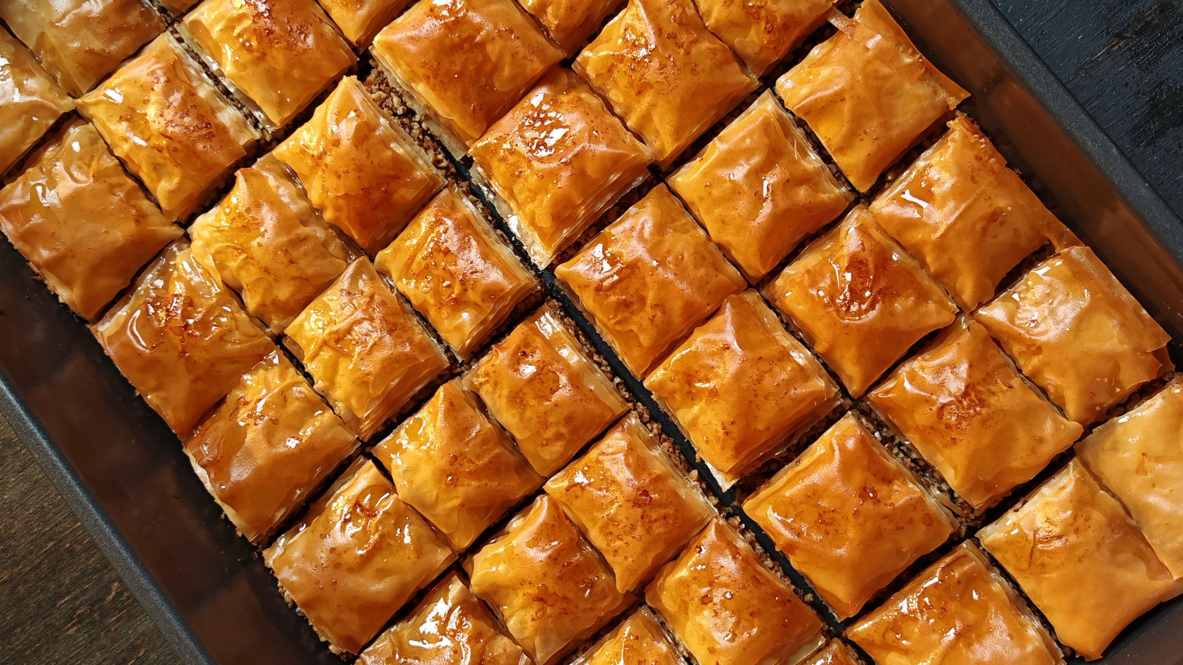 Baclava de casă - Rețeta delicioasă pentru iubitorii deserturilor orientale