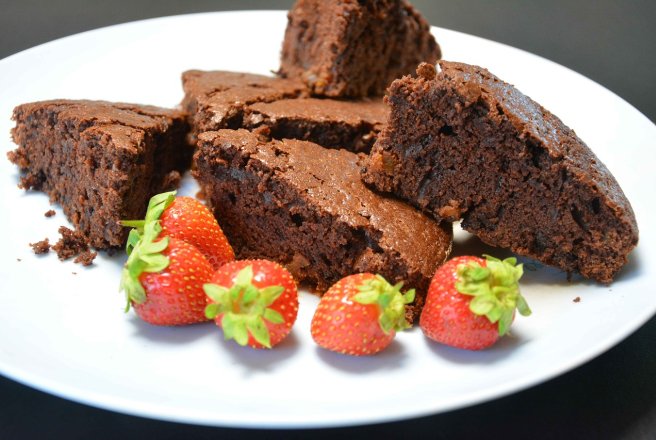 Negresa cu gem de caise - Delicioasa si usor de facut