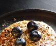 Pancakes pufoase cu banane și afine – Rețetă simplă și rapidă-1