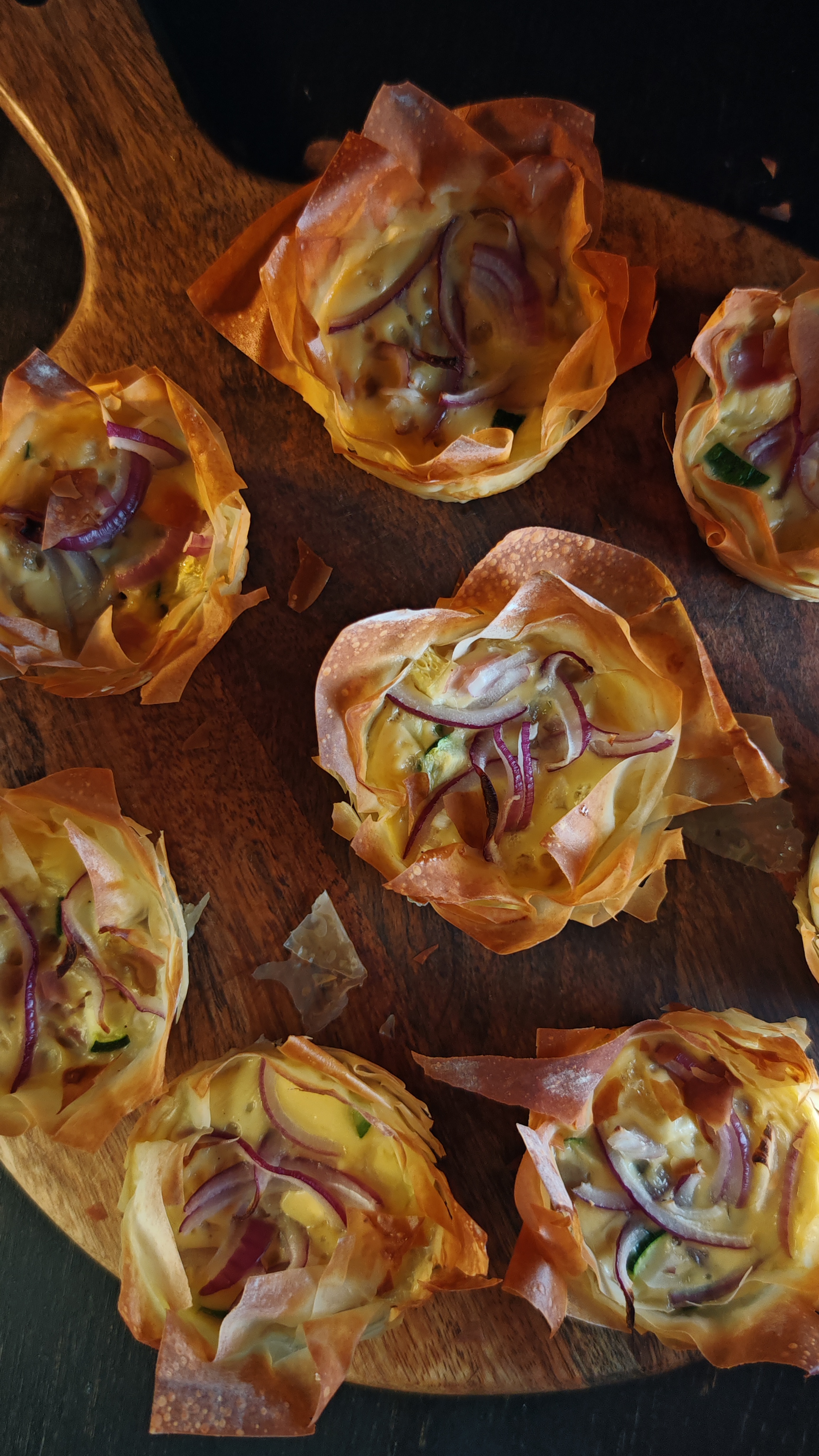 Mini quiche rapid cu șuncă și dovlecei - Simplu, ușor și gustos