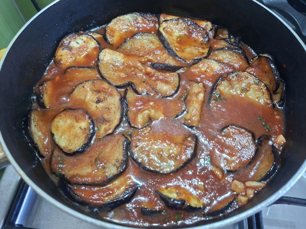 Melanzane alla parmigiana – Reteta simpla, rapida si plina de savoare