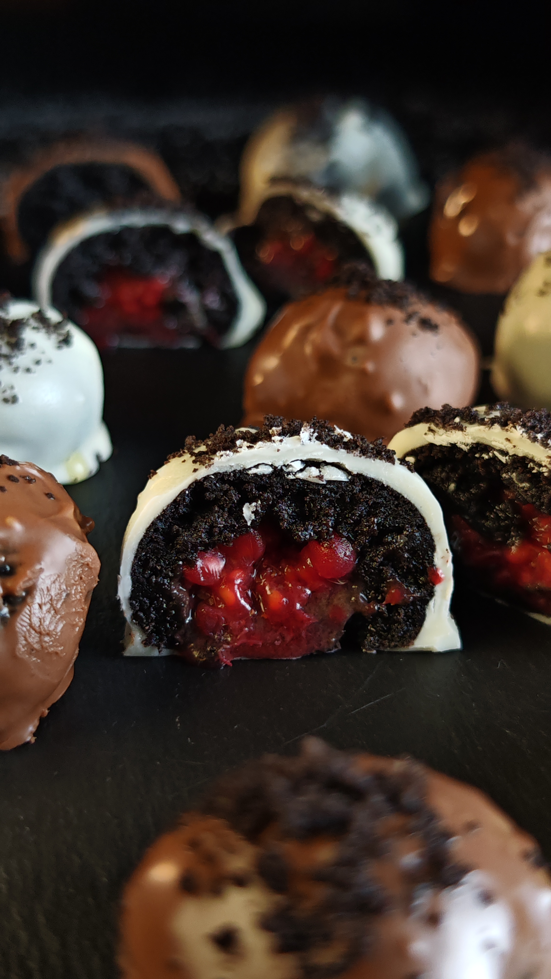 Bomboane cu Oreo - Desertul delicios fără coacere