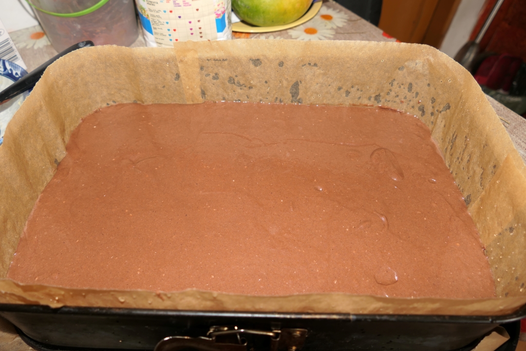 Prajitura cu mango si pralina cu alune de padure - Reteta delicioasa de casa