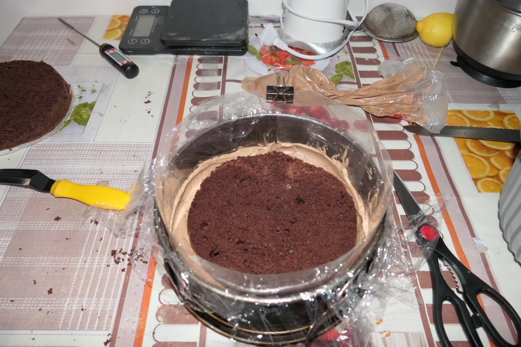 Tort ''noi doi si 32 de ani'' - Desertul aniversar plin de savoare