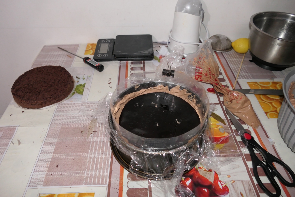 Tort ''noi doi si 32 de ani'' - Desertul aniversar plin de savoare