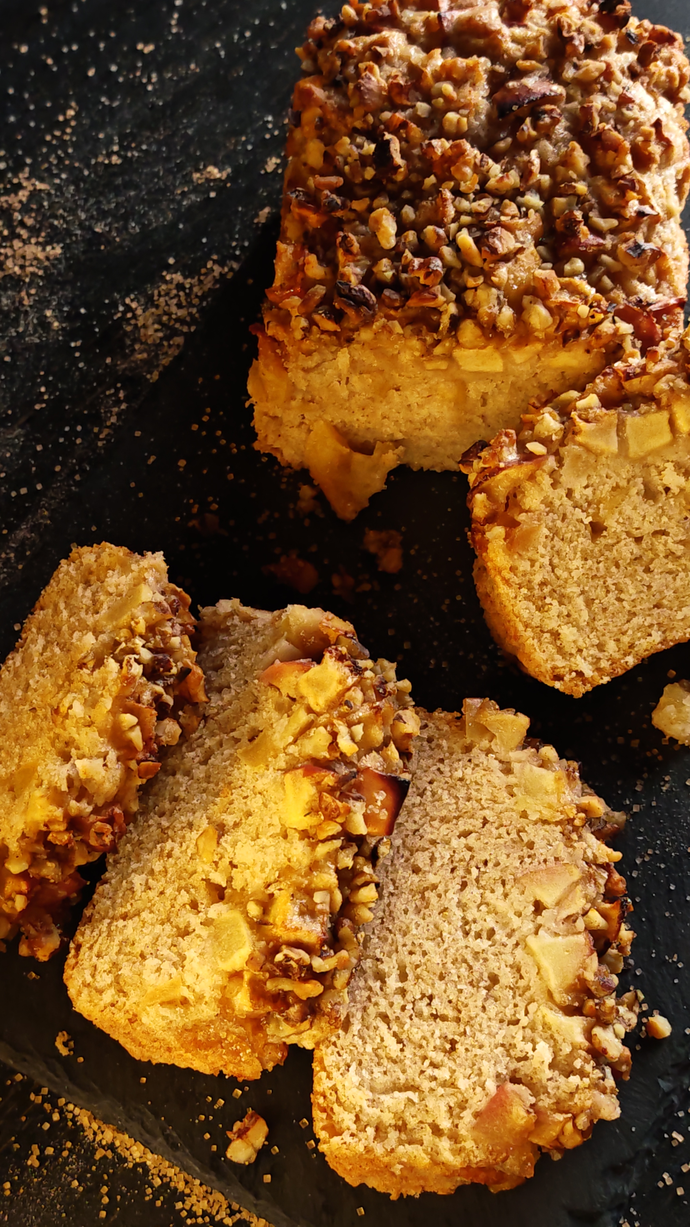 Chec de post cu mere și nuci – desert aromat cu scorțișoară