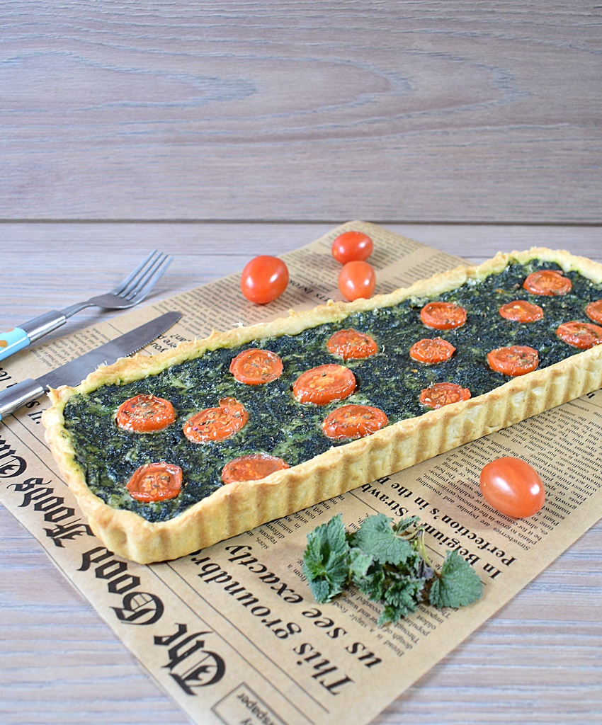 Tarta cu urzici de post