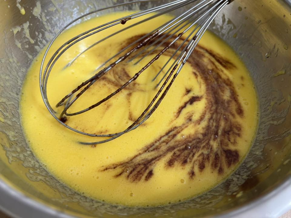 Negresa cu capsuni si afine - Reteta delicioasa cu fructe