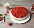 Cheesecake cu capsuni si banane, fara coacere-3